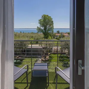 Bed & Breakfast Insula Felix, Moniga del Garda